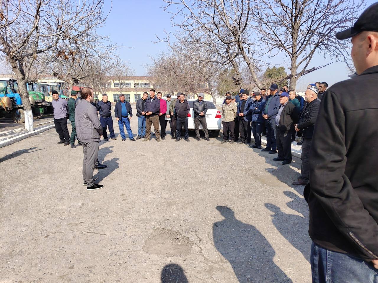 http://api3.fergana.uz/files/151500/news/file-2117580069004860.jpg