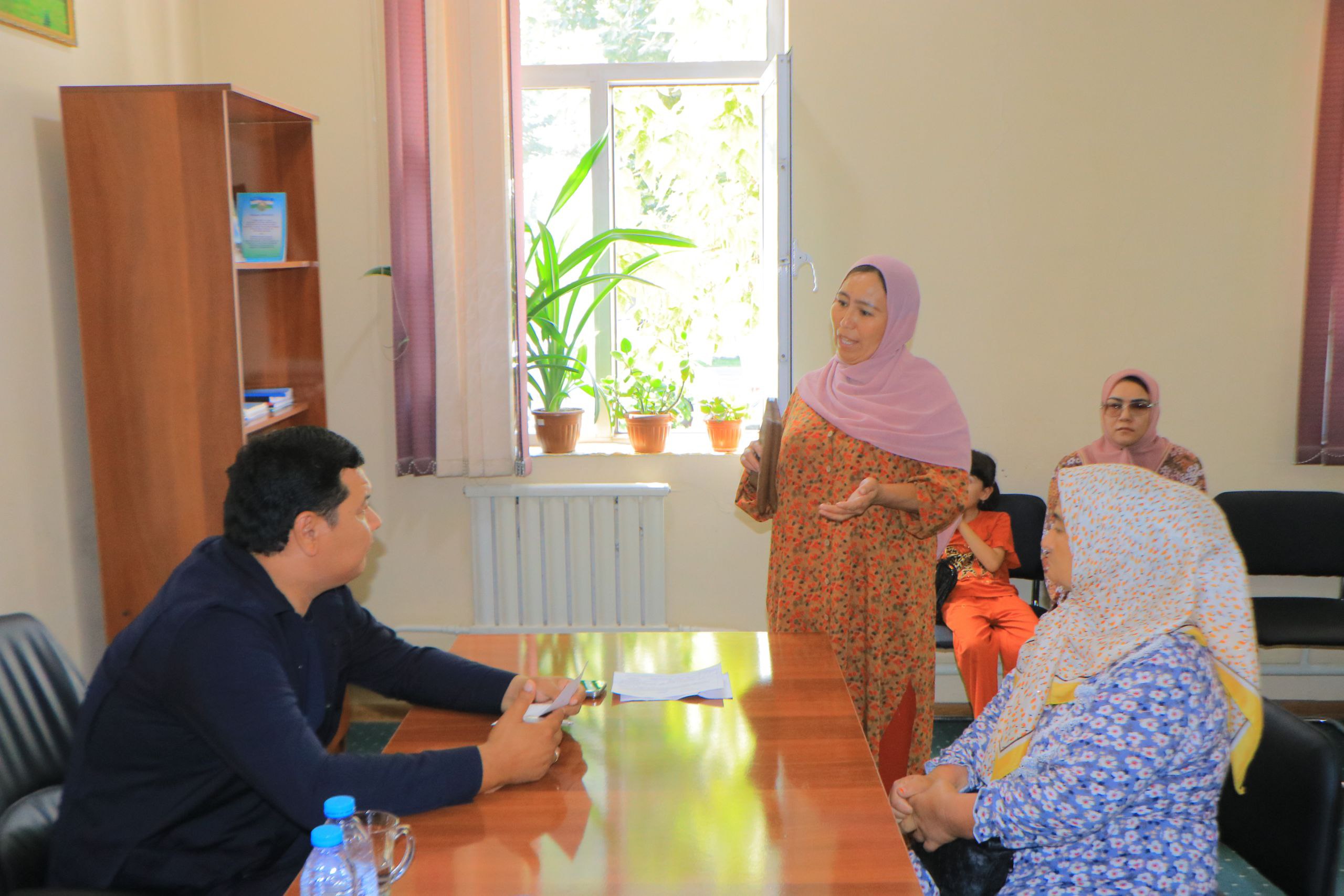 http://api3.fergana.uz/files/151600/news/file-2096894895892335.jpg