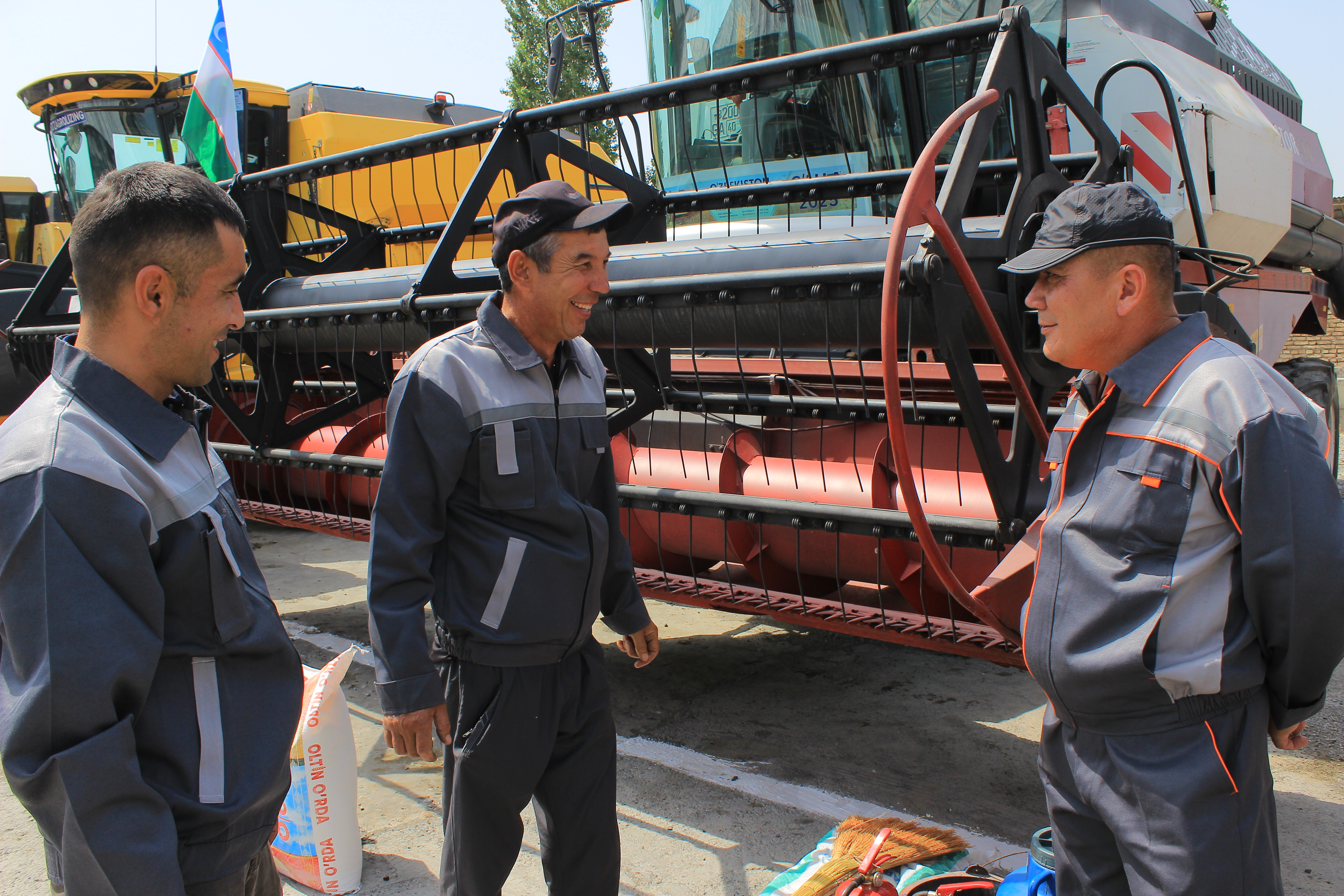 http://api3.fergana.uz/files/151800/news/file-2088539290534210.jpg