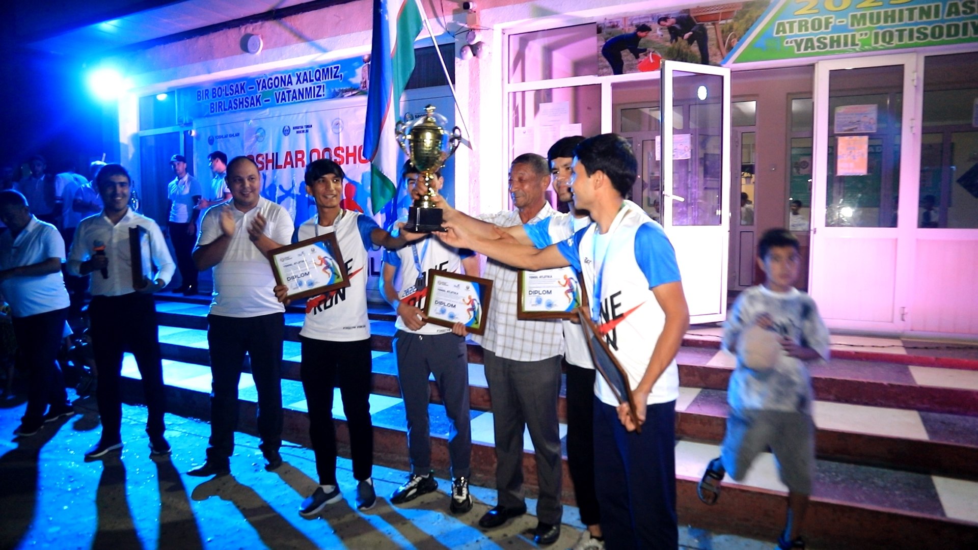 http://api3.fergana.uz/files/151900/news/file-2094195259781715.jpg