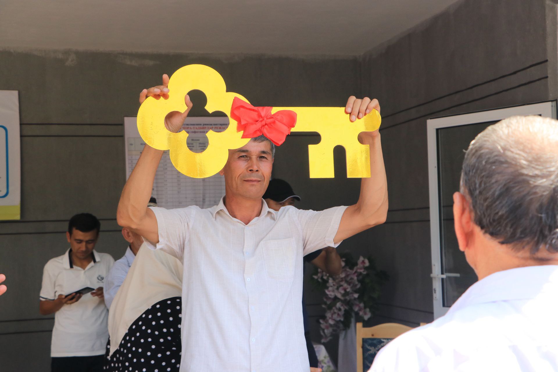 http://api3.fergana.uz/files/151900/news/file-2099264558168215.jpg