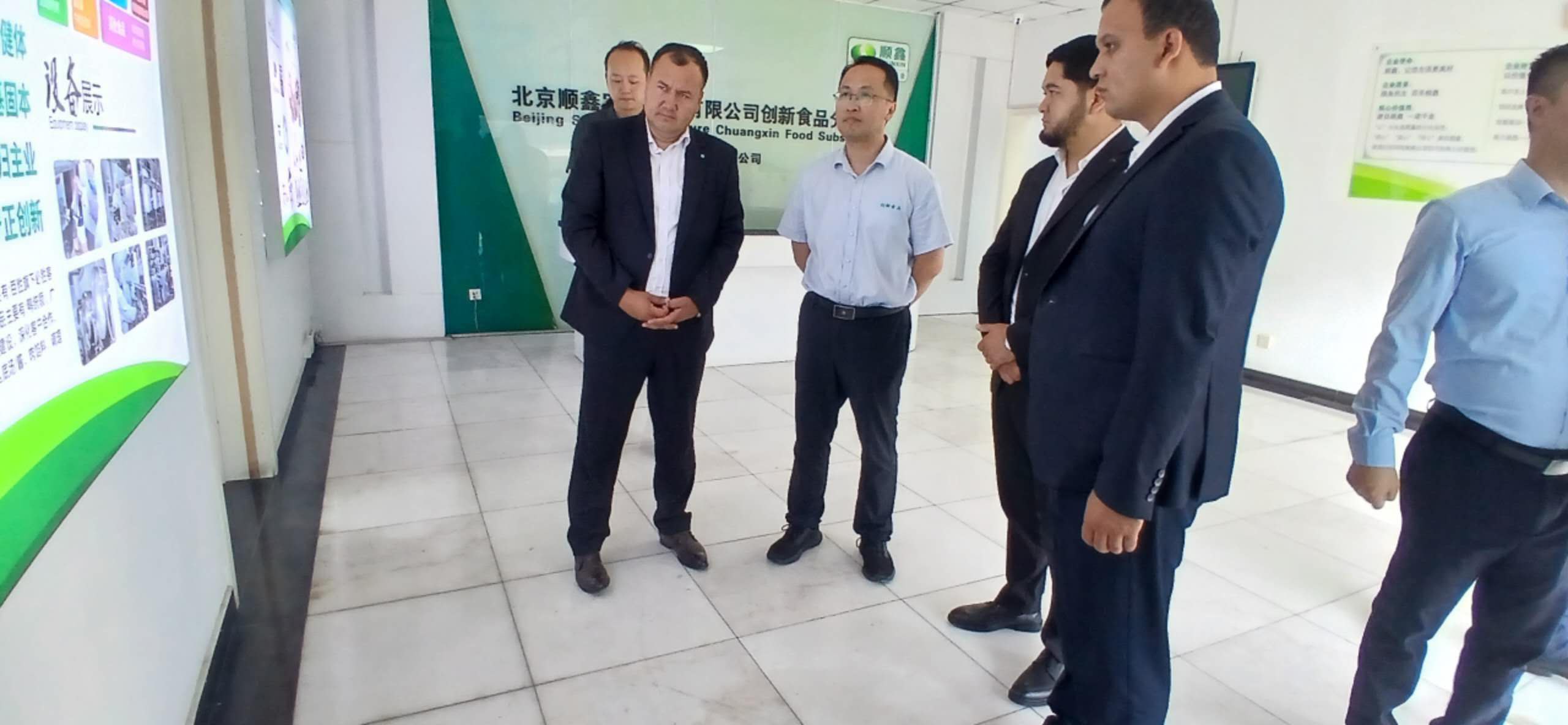 http://api3.fergana.uz/files/151900/news/file-2100295476999900.jpg