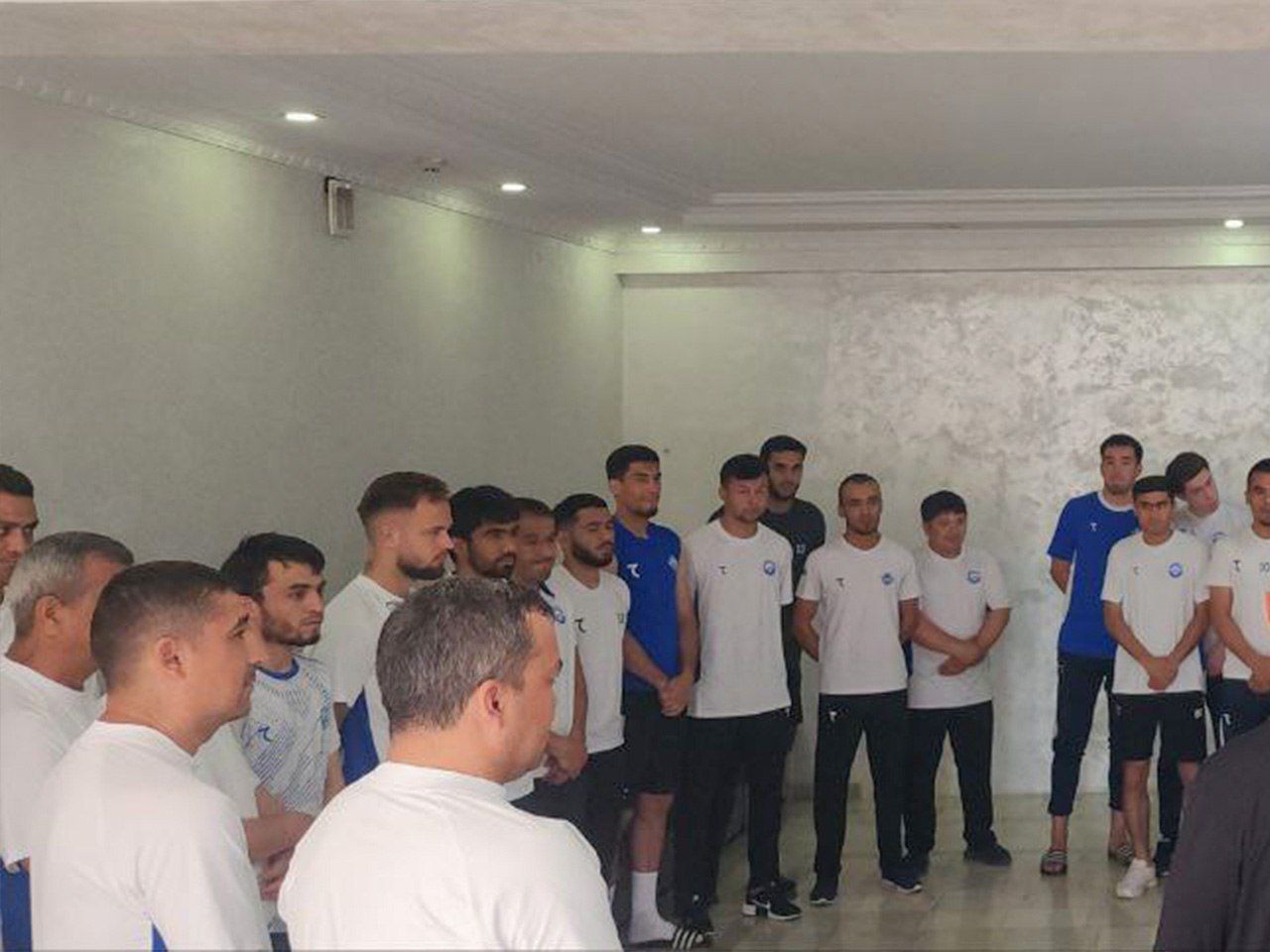 https://api3.fergana.uz/files/150000/news/news_1746459951020.jpg