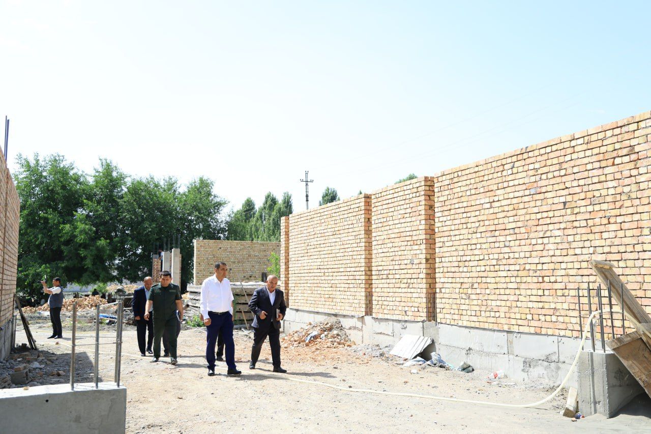 https://api3.fergana.uz/files/150000/news/news_1748076831343.jpg