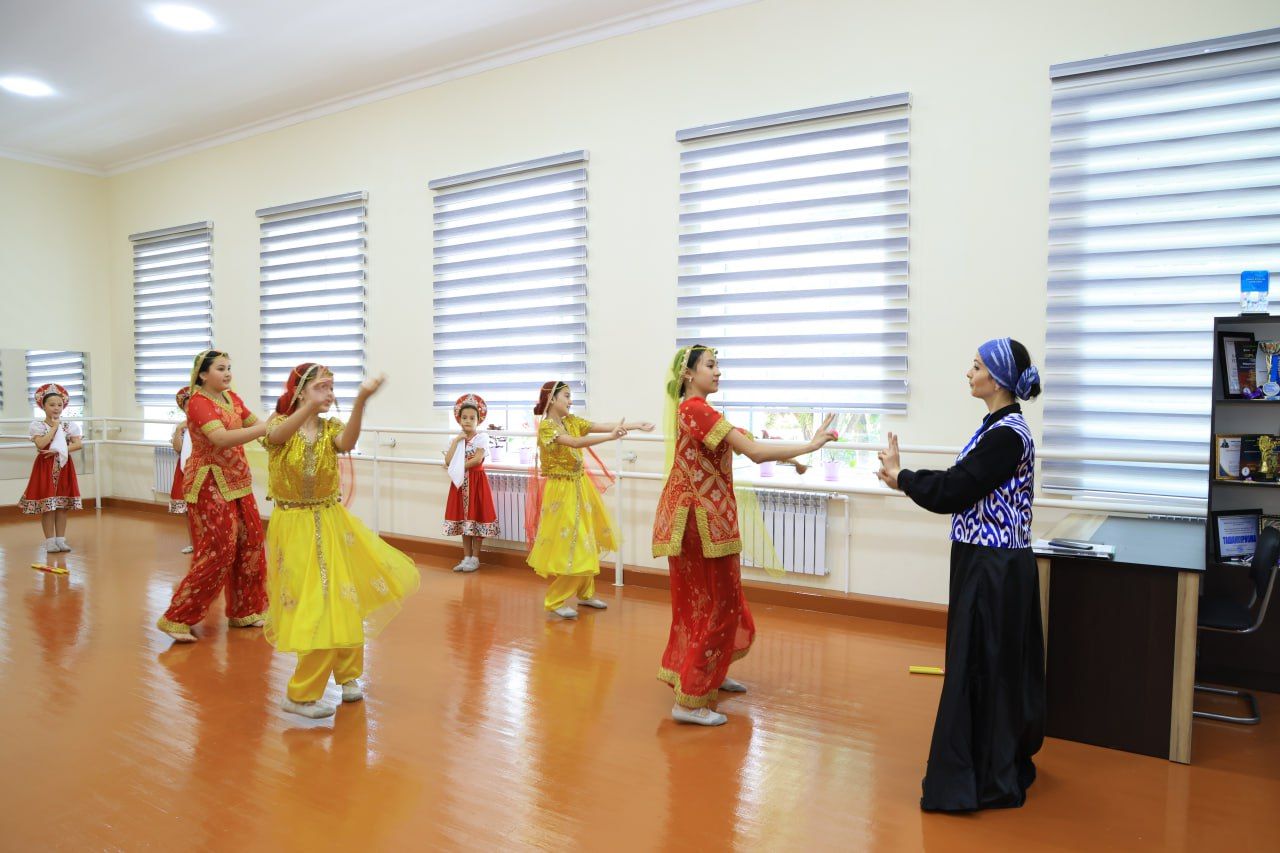 https://api3.fergana.uz/files/150000/news/news_1749123538671.jpg