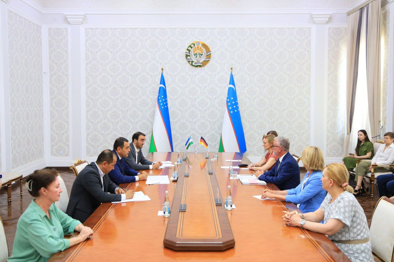 https://api3.fergana.uz/files/150000/news/news_1750237677415.jpg