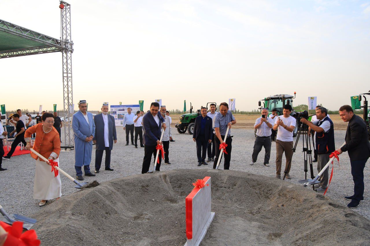 https://api3.fergana.uz/files/150000/news/news_1750963686792.jpg