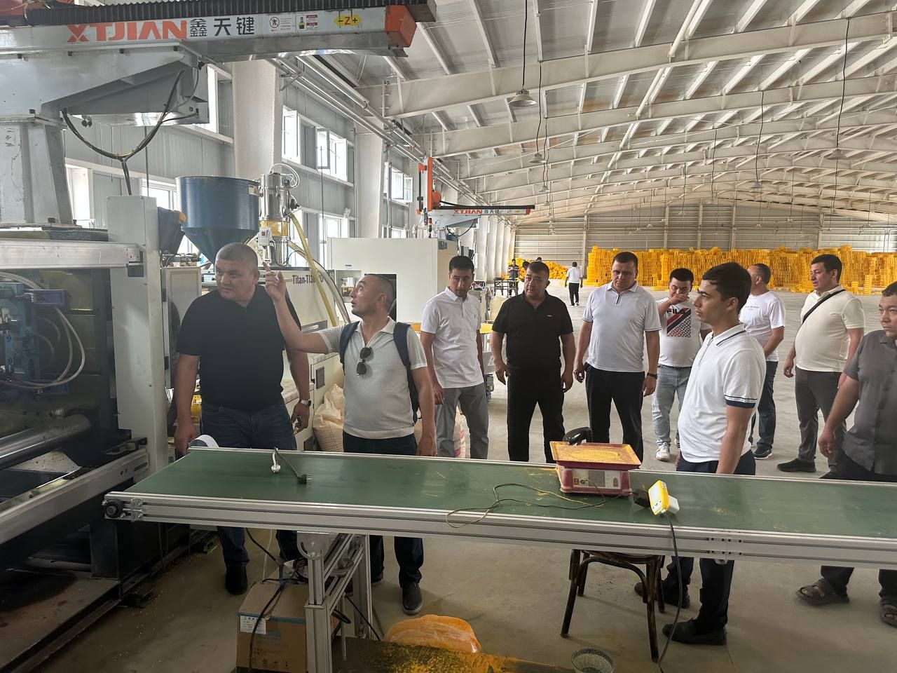 https://api3.fergana.uz/files/150000/news/news_1755325655332.jpg