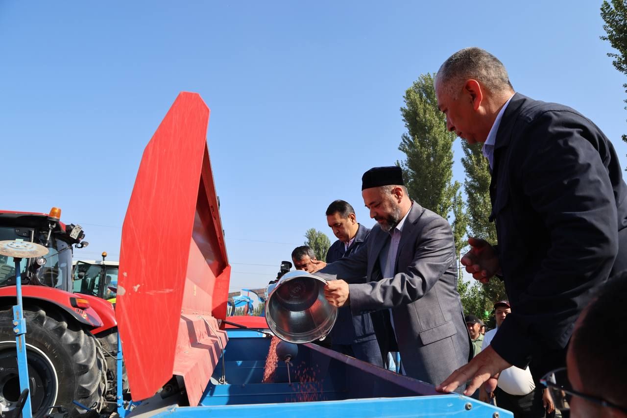 https://api3.fergana.uz/files/150000/news/news_1755864330218.jpg