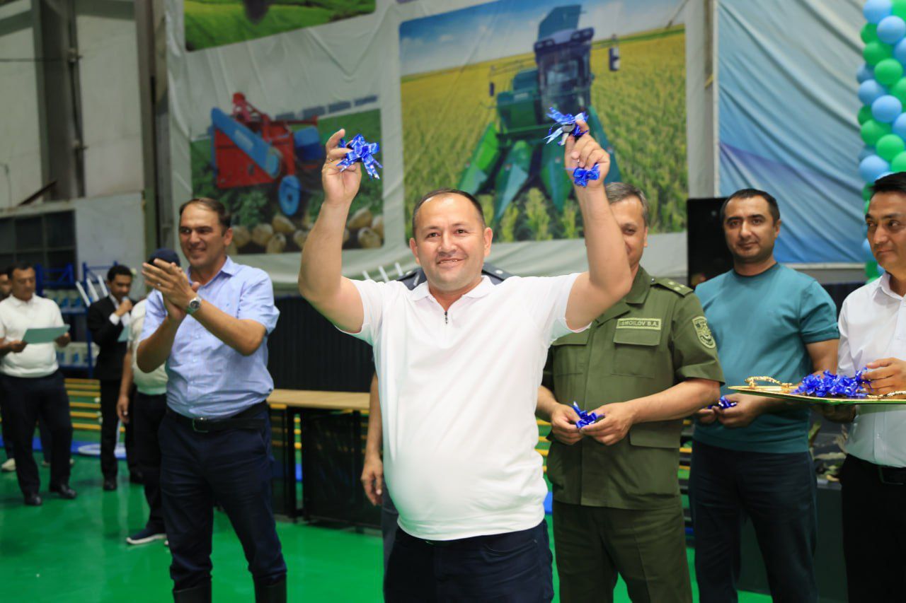 https://api3.fergana.uz/files/150000/news/news_1756490871759.jpg