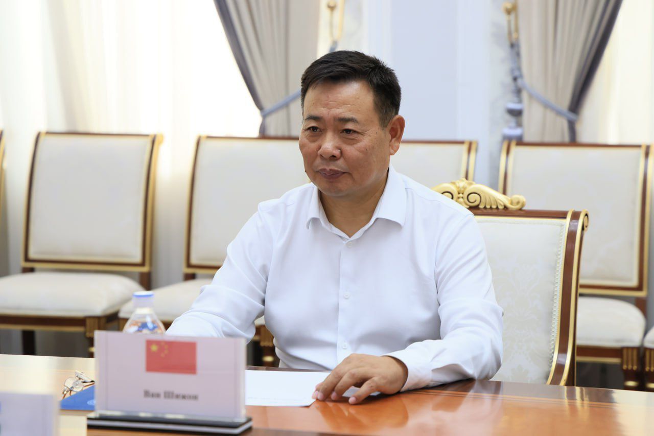 https://api3.fergana.uz/files/150000/news/news_1757075414819.jpg
