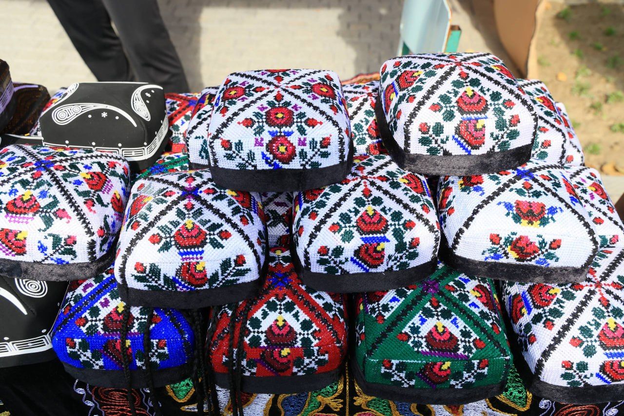 https://api3.fergana.uz/files/150000/news/news_1759391963675.jpg