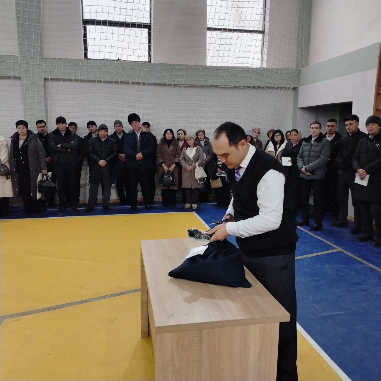 https://api3.fergana.uz/files/150400/news/news_1740475684780.jpg