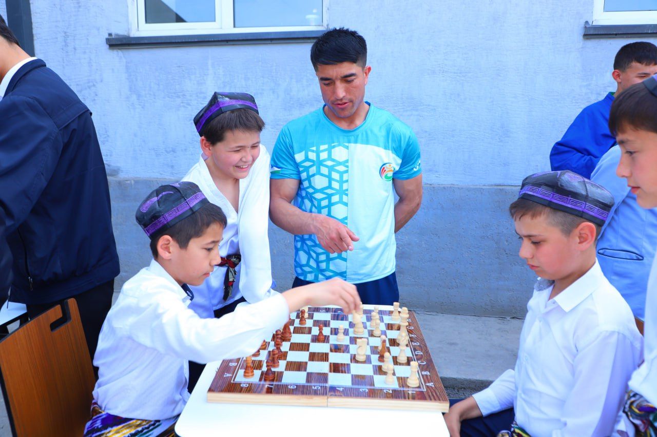 https://api3.fergana.uz/files/150400/news/news_1744114590999.jpg