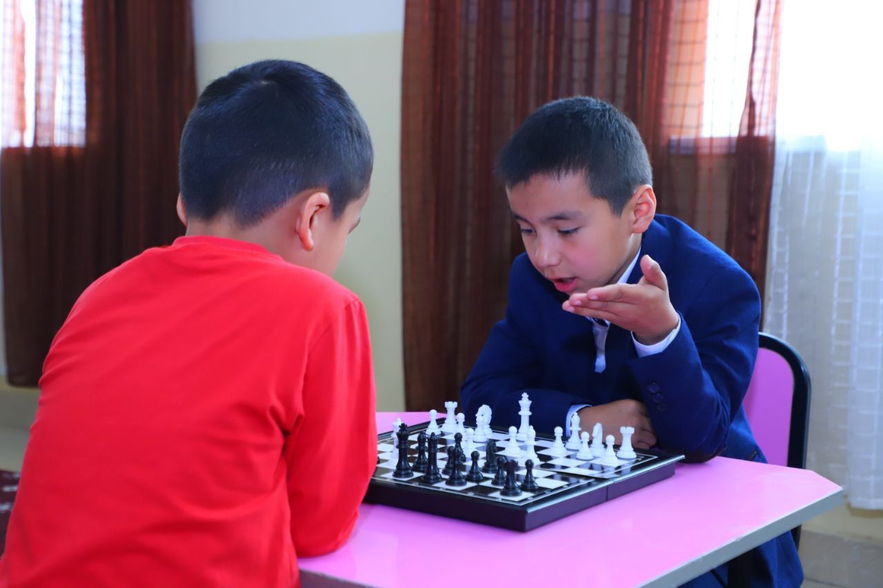 https://api3.fergana.uz/files/150400/news/news_1744649420478.jpg