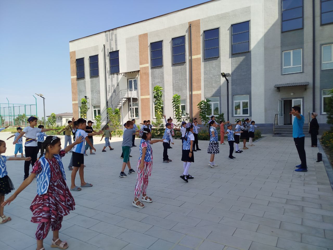 https://api3.fergana.uz/files/150400/news/news_1753952588970.jpg