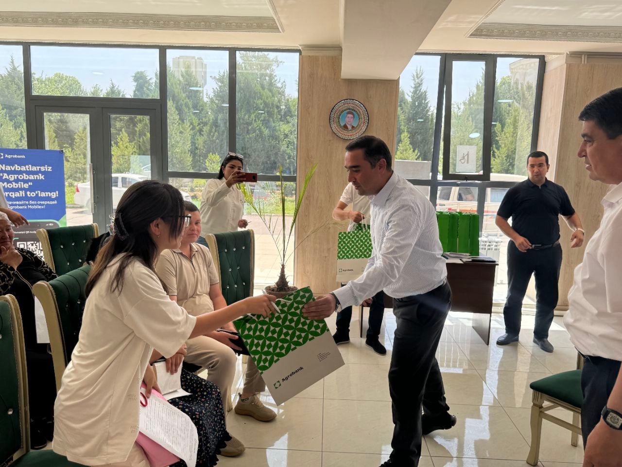 https://api3.fergana.uz/files/151200/news/news_1747307539838.jpg