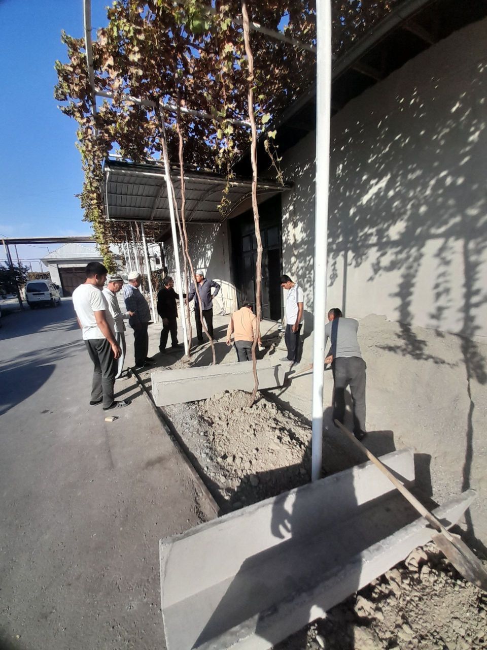 https://api3.fergana.uz/files/151200/news/news_1760615130418.jpg