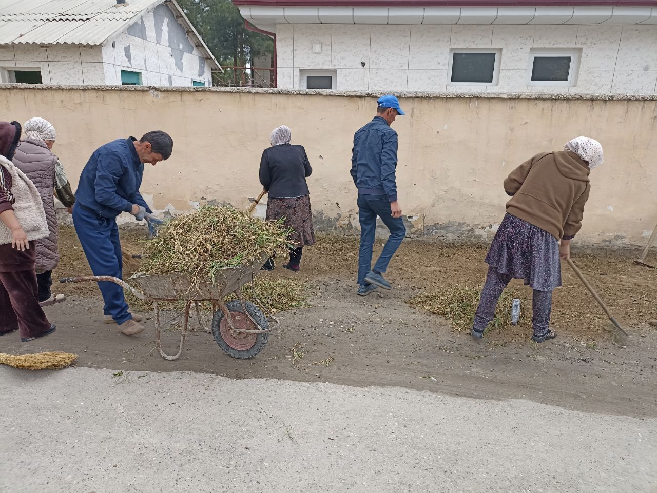 https://api3.fergana.uz/files/151200/news/news_1760710321988.jpg